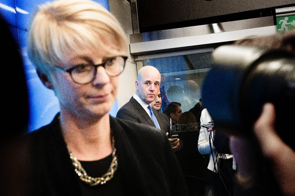 KONTROVERSIELLT VAL Den konservativt kristna Elisabeth Svantesson har utsetts till ny arbetsmarknadsminister av statsminister Fredrik Reinfeldt.