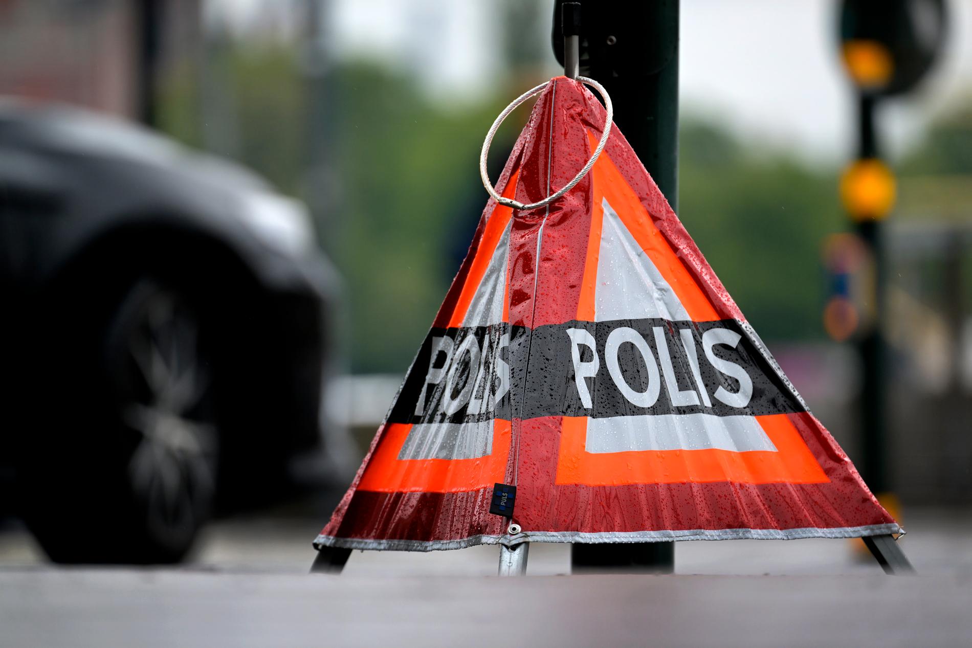 En man i 30-årsåldern är död i en trafikolycka vid Vargön i Vänersborg. Arkivbild.