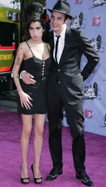 Amy Winehouse och Blake Fielder-Civil på MTV-galan 2007.
