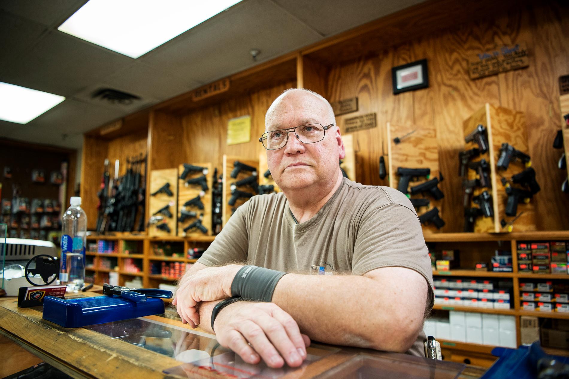Tom Mannewitz driver vapenbutiken Target Master i Dallas