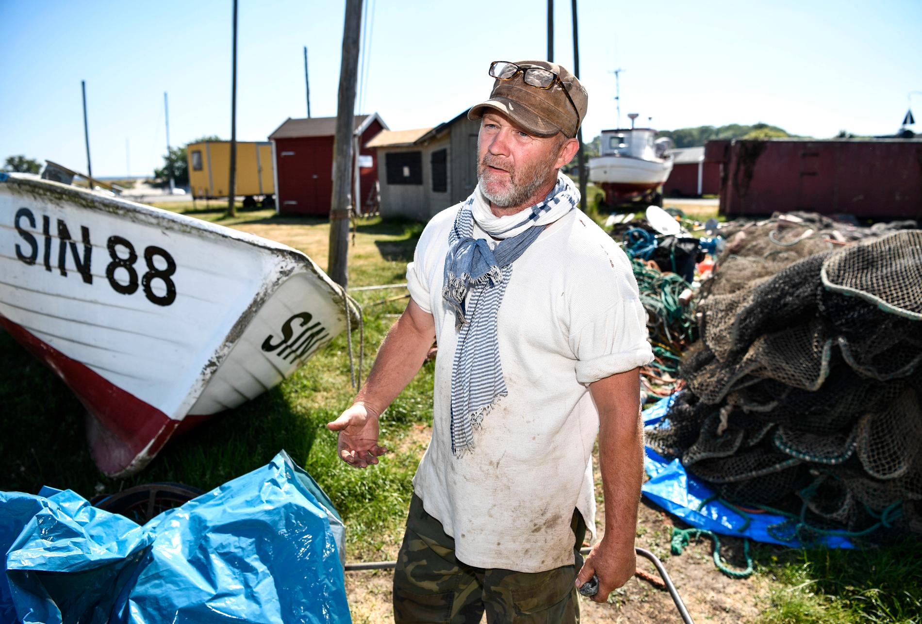 Ola Johnsson, som växt upp med fisket i Hanöbukten, valde yrket som 30-åring var tillgången på torsk, öring och ål var god. Nu är situationen en annan.
