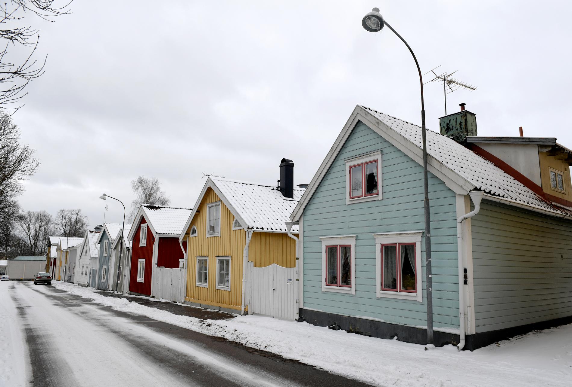 Villaägare i södra Sverige kommer få merparten av det elstöd som hushållen utlovats av regeringen i februari. När företagens elstöd kommer är oklart. Arkivbild