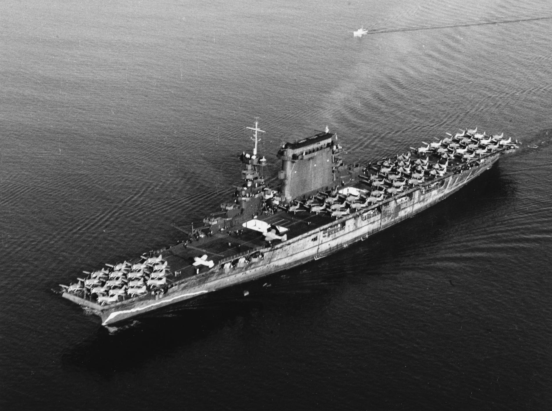 Lexington innan fartyget attackerades av Japan.