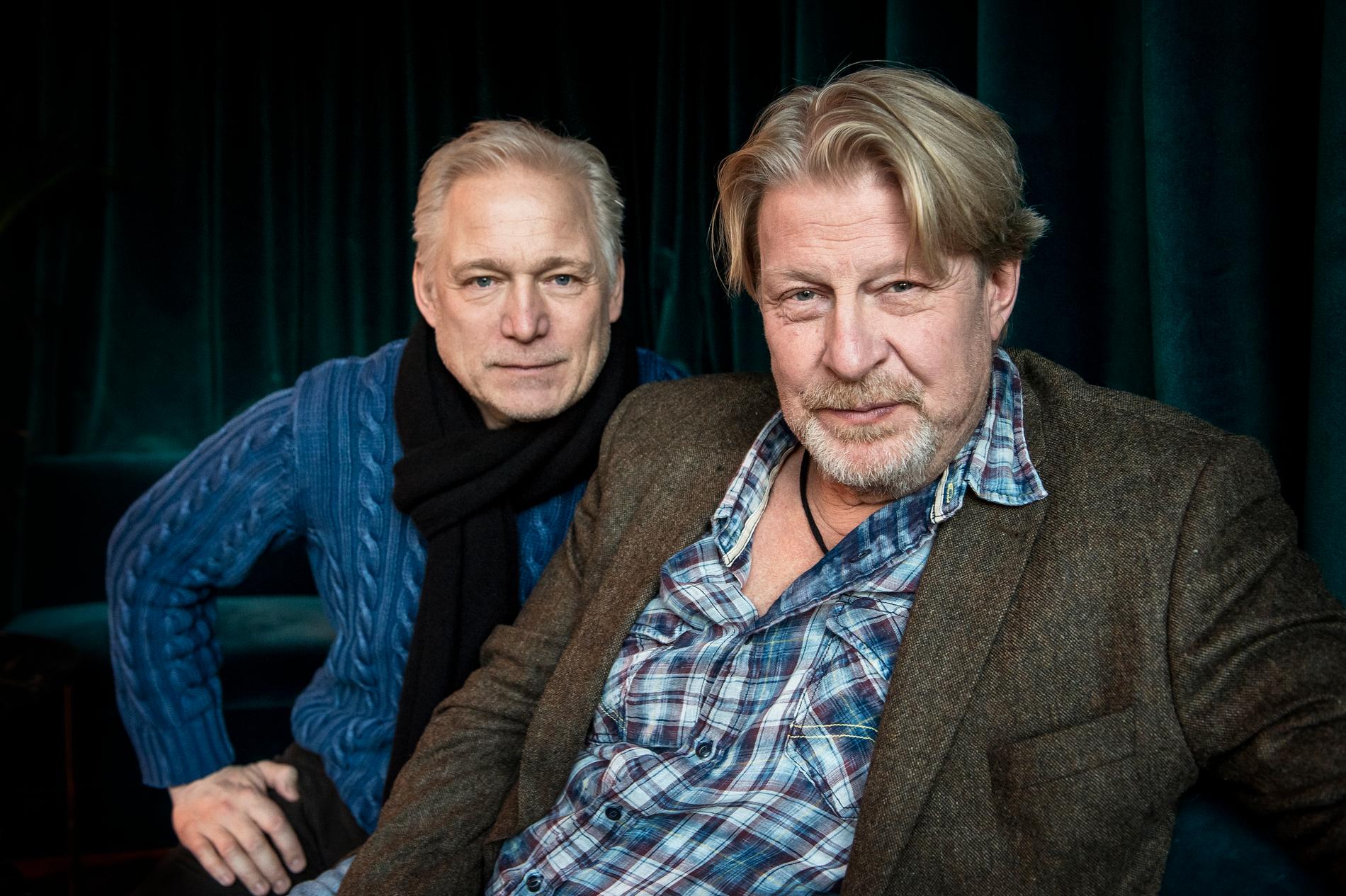 Regissören Hannes Holm och Rolf Lassgård.