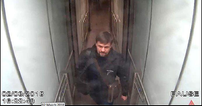 ”Ruslan Boshirov” på övervakningsbild från flygplatsen i Gatwick. 