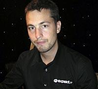 Daniel Bergsdorf. Den 27-årige Umeå-bon är framme i final poker-VM.