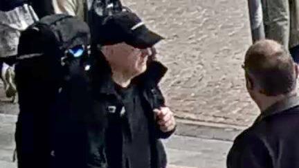 En övervakningsbild på dubbelmördaren Stig Millehaugen från Oslos centralstation i onsdags.