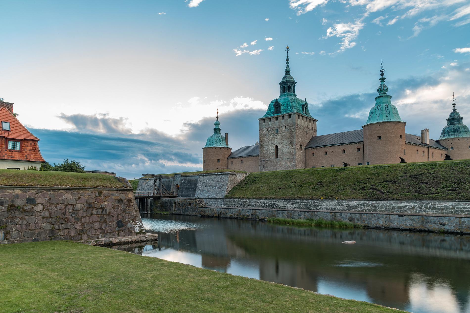 Kalmar slott har gratis entré för alla barn under jullovet.