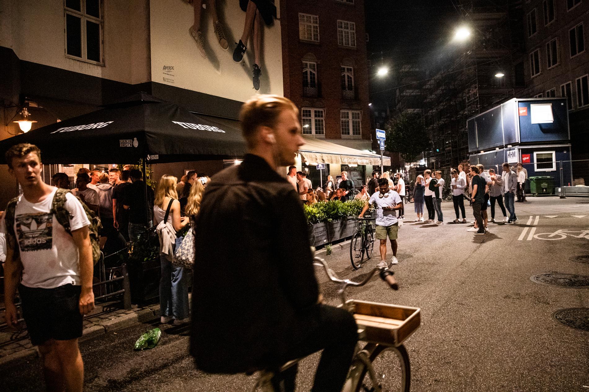 Svartfester har blivit ett problem i Danmark under pandemin. Bilden är från Köpenhamn – men har inget med helgens fest i Sydhavnen att göra. Arkivbild.