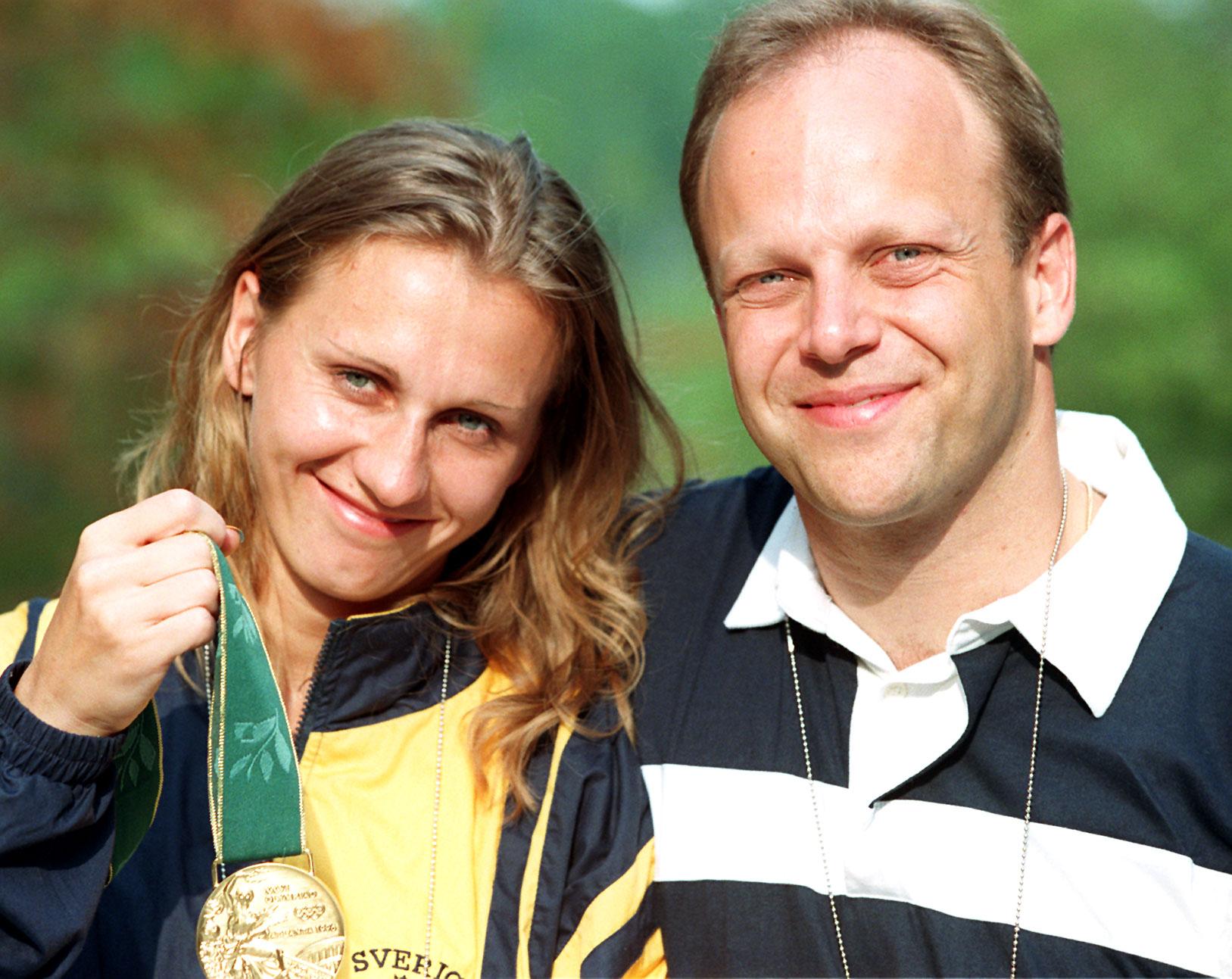 Ludmila och Johan Engquist efter OS-guldet i Atlanta 1996.