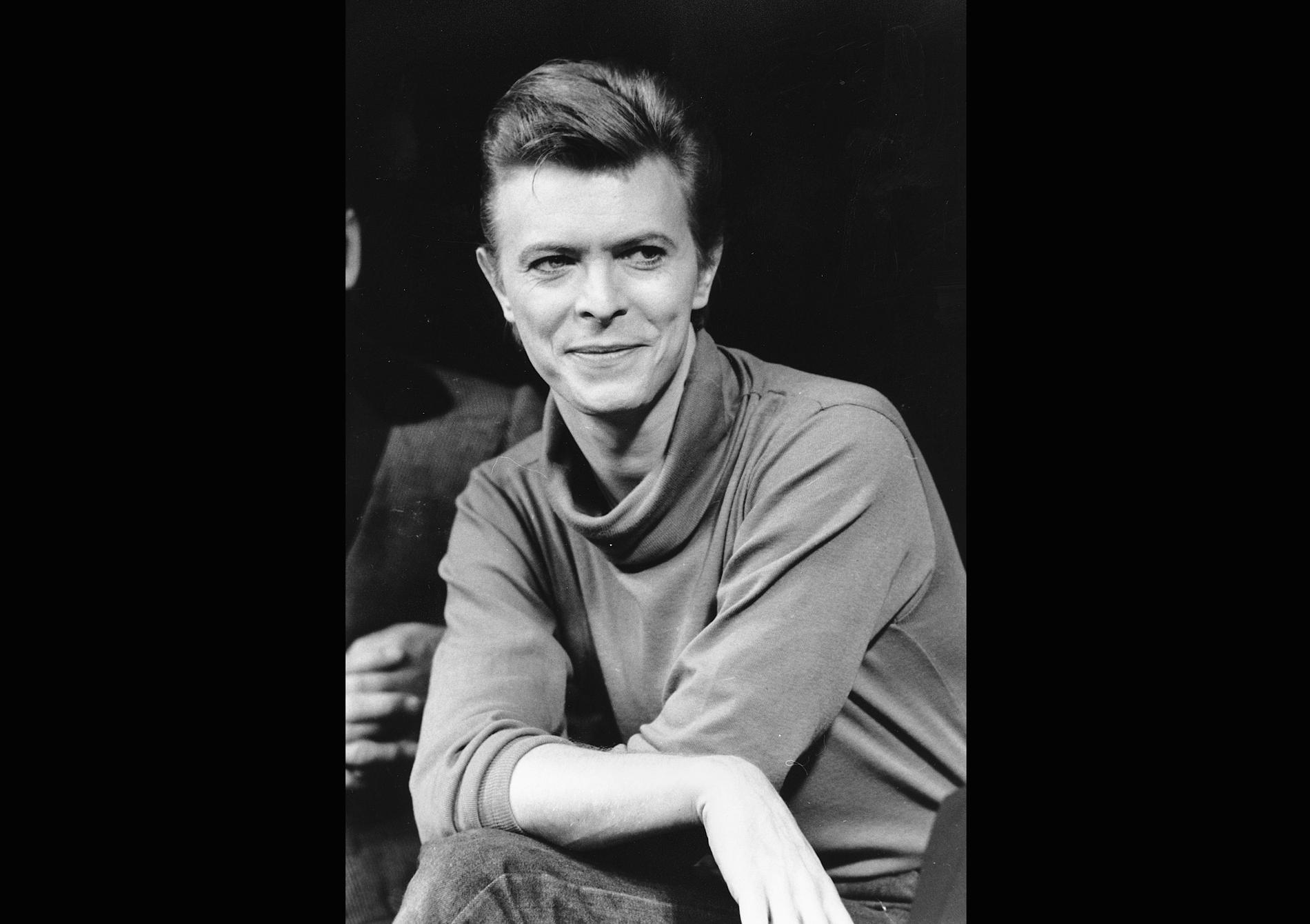 David Bowie 1980 då han uppträdde på Broadway i "Elephant man". Arkivbild.