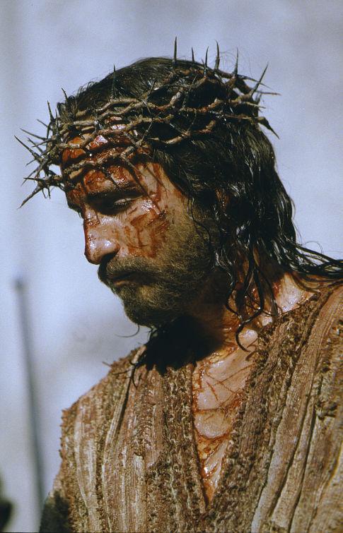 Filmen”The Passion of the Christ”, med Jim Caviezel som Jesus, blev en otrolig succé ekonomiskt. Nu ska teamet bakom filmen göra en uppföljare.