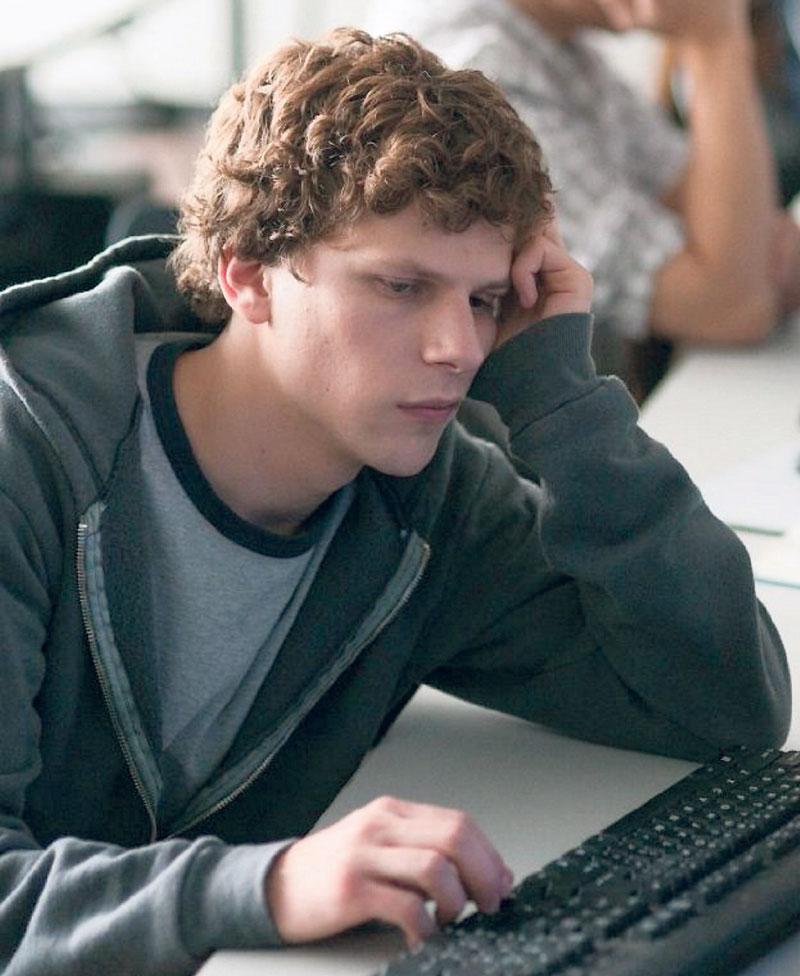 Jesse Eisenber i rollen som Facebook-grundaren Mark Zuckerberg.