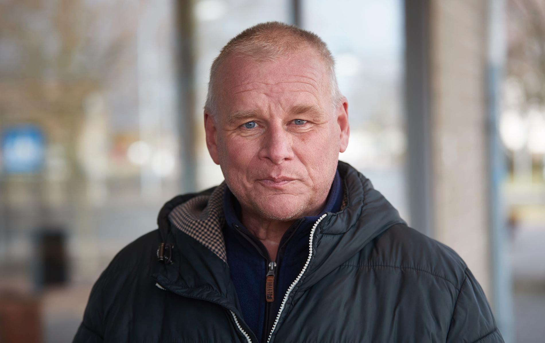 Mats Andersson, 60.