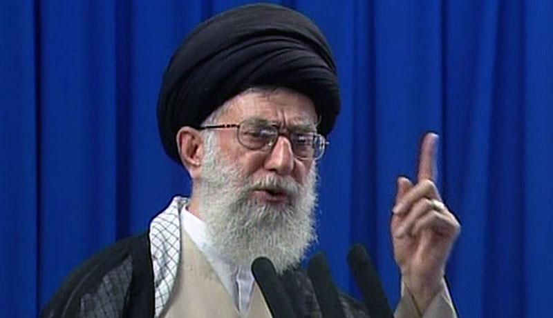 Iranska Tv-stationen IRIB direktsände Ayatollan Khameneis tal till nationen.