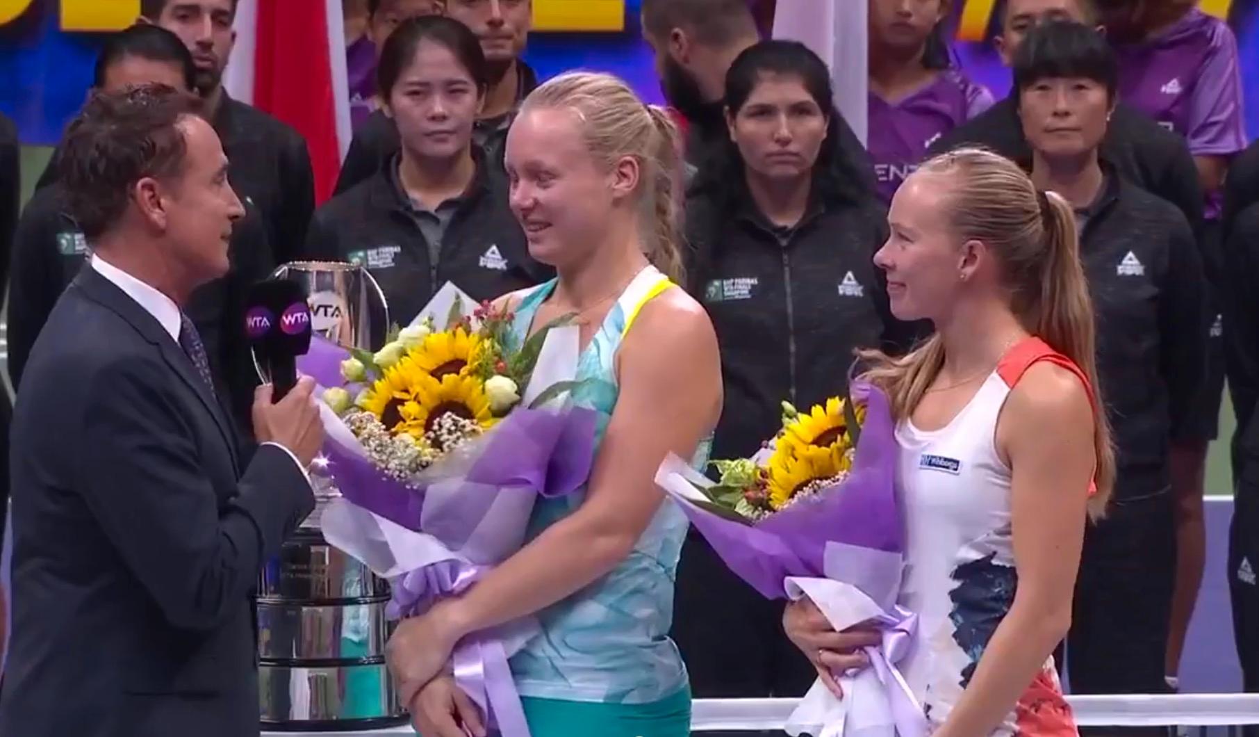 Kiki Bertens och Johanna Larsson förlorade WTA-slutspelets final.