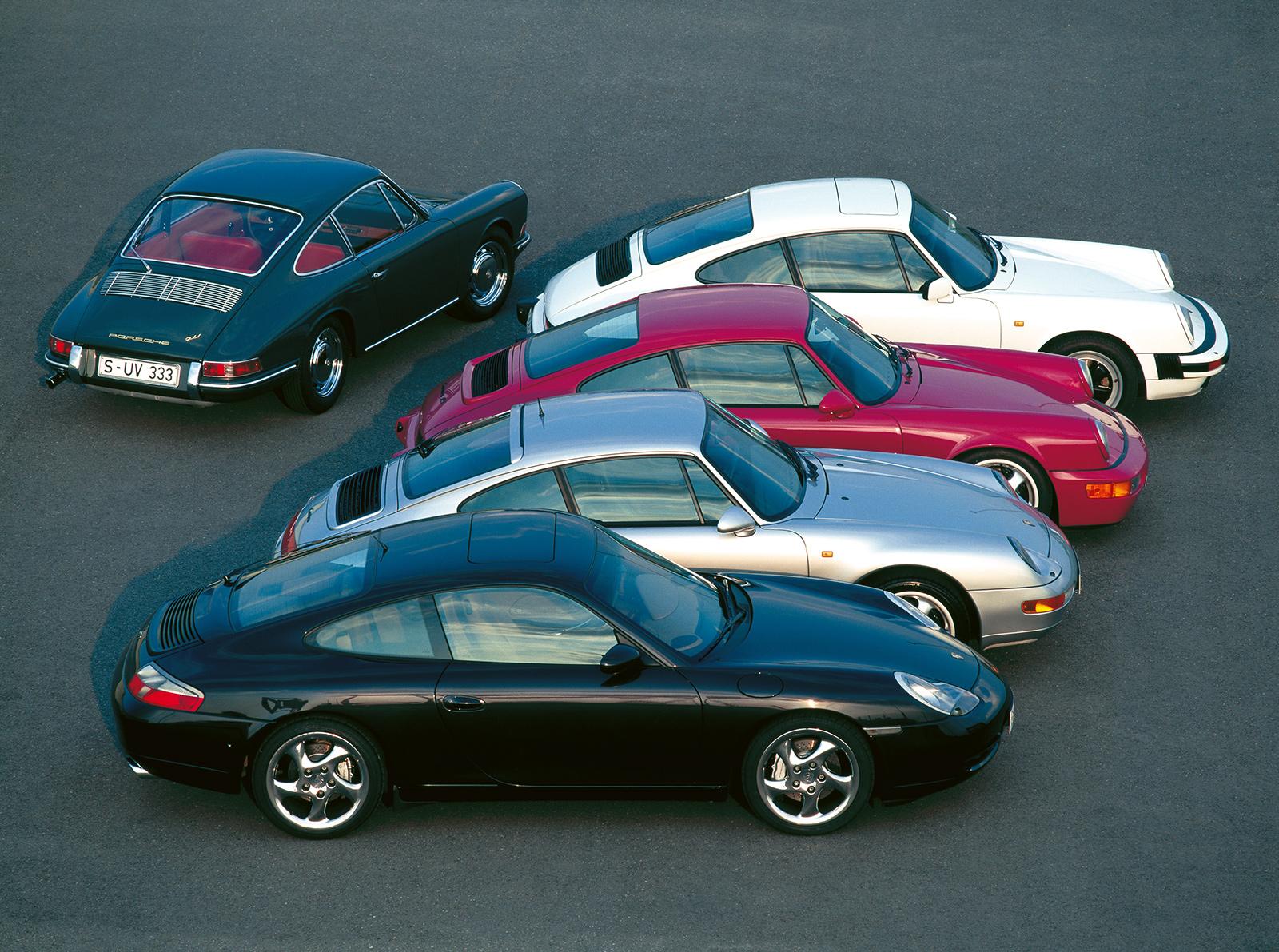 Fem generationer 911, från 1963 till 1997.