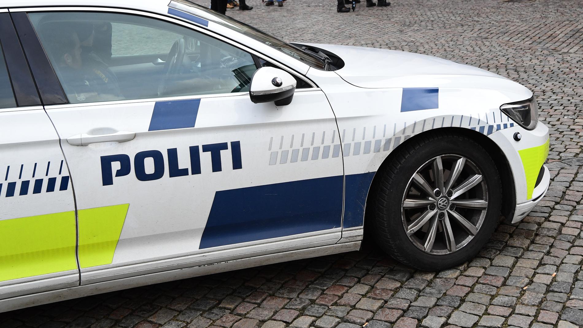 En dansk polisman blev påkörd i samband med att man jagade en bilist. Arkivbild.