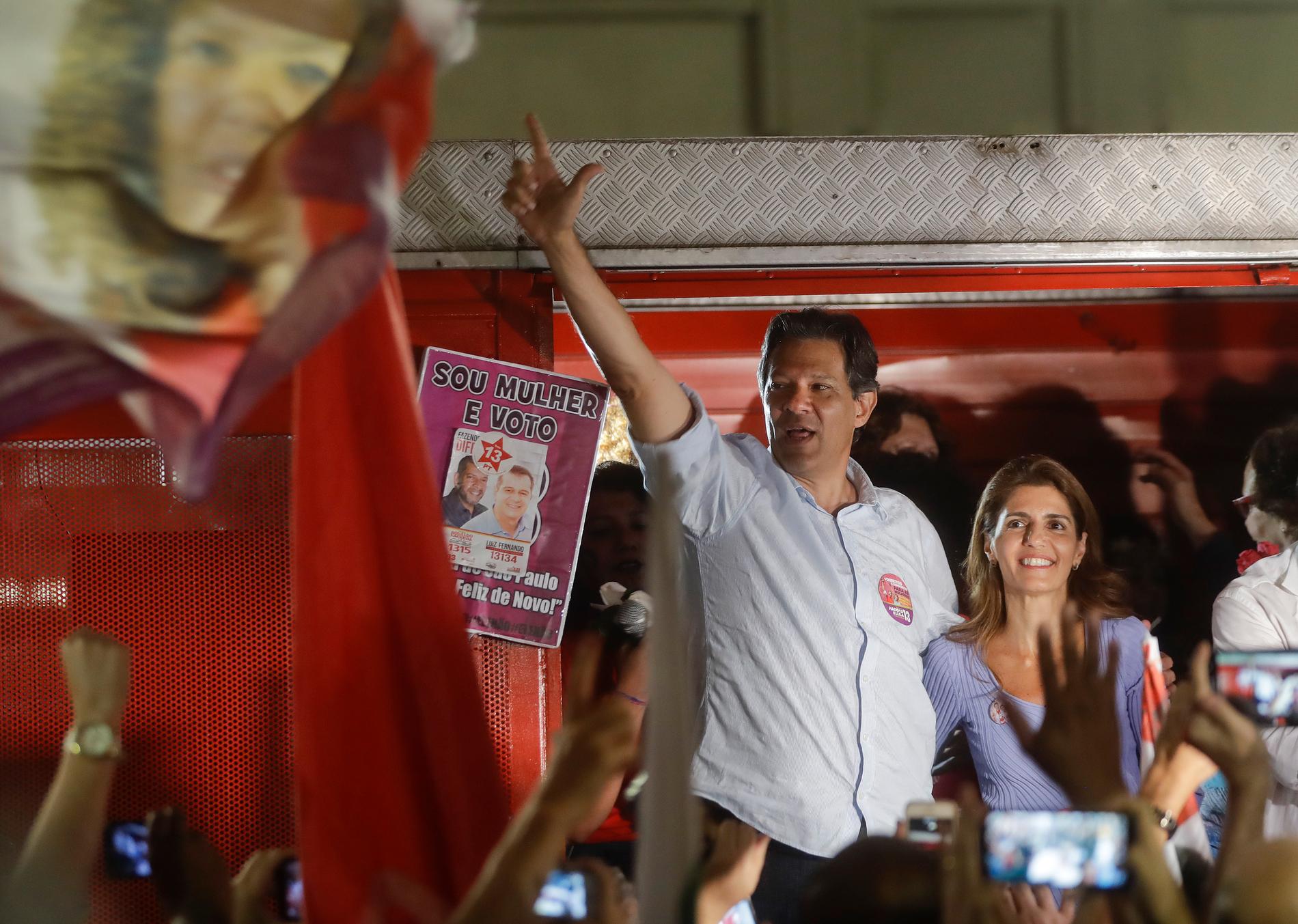 Fernando Haddad under ett kampanjmöte i São Paulo.