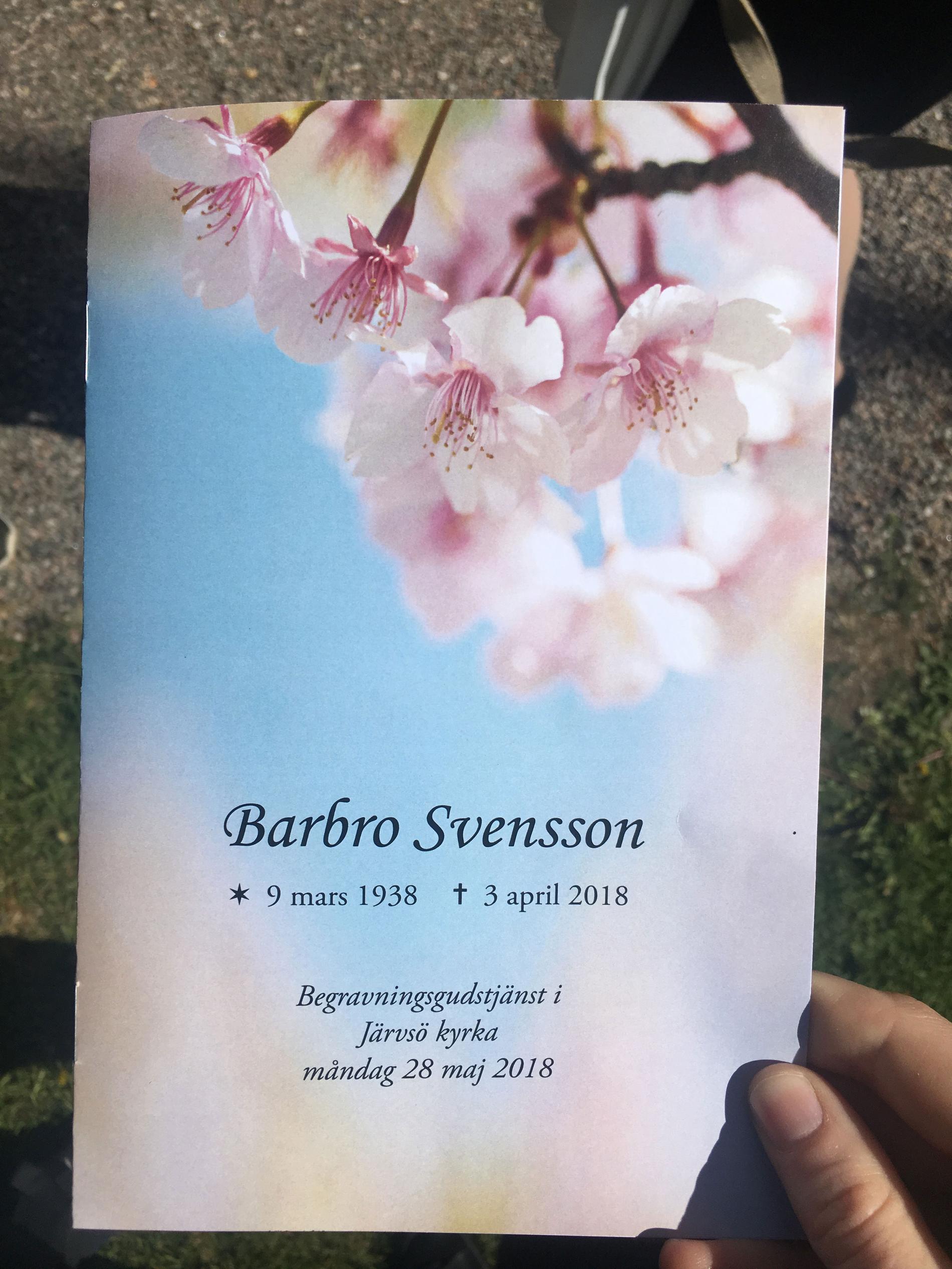 Under måndagen begravs Barbro ”Lill-Babs” Svensson i Järvsö kyrka.