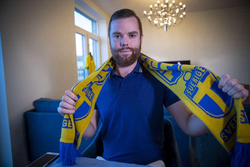Johan Nylén, 31, blev blåst på pengar för en fotbollsresa. Nu vill han varna andra. 