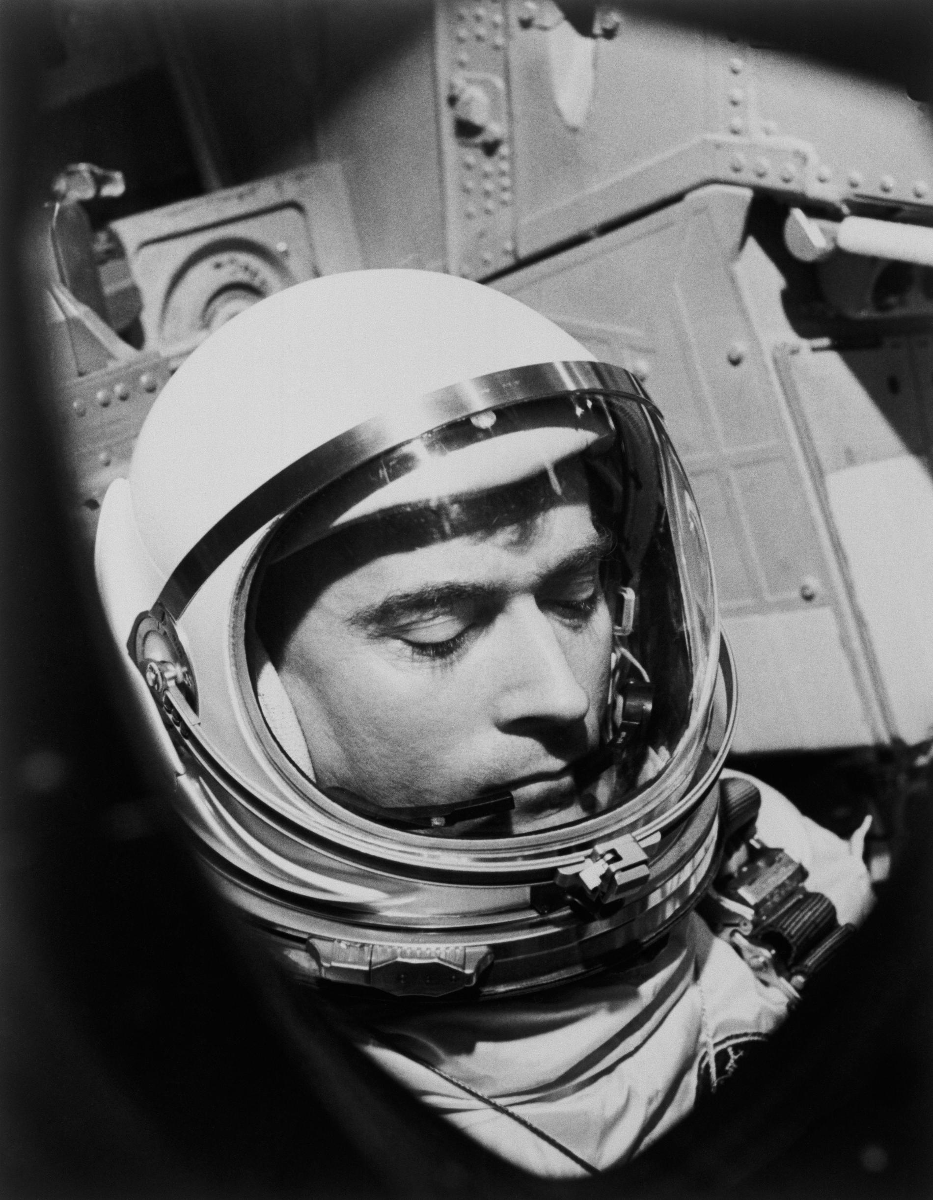 John Young under Gemini 3-uppdraget 1965. 