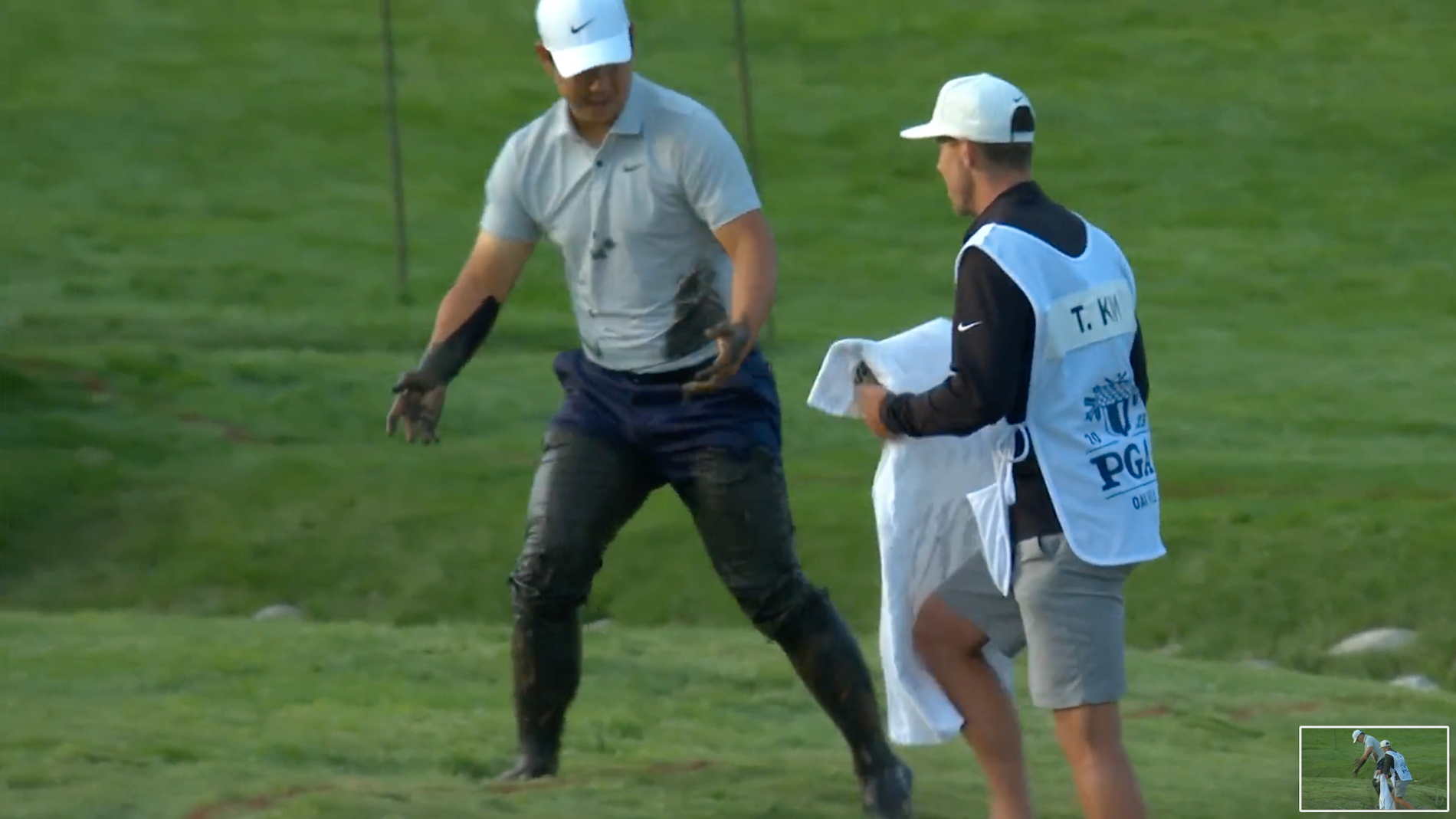 Tom Kim var täckt i lera under PGA-mästerskapen i Rochester. 