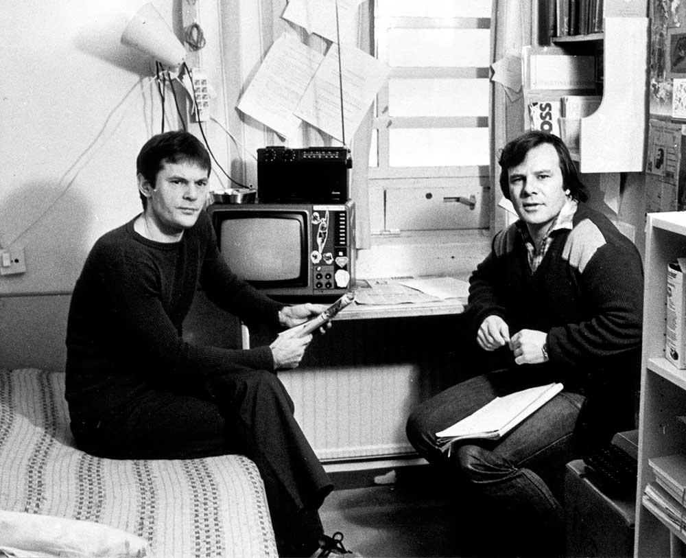Lars-Inge Svartenbrandt intervjuas i sin cell på Kumla av Jan Guillou 1983.