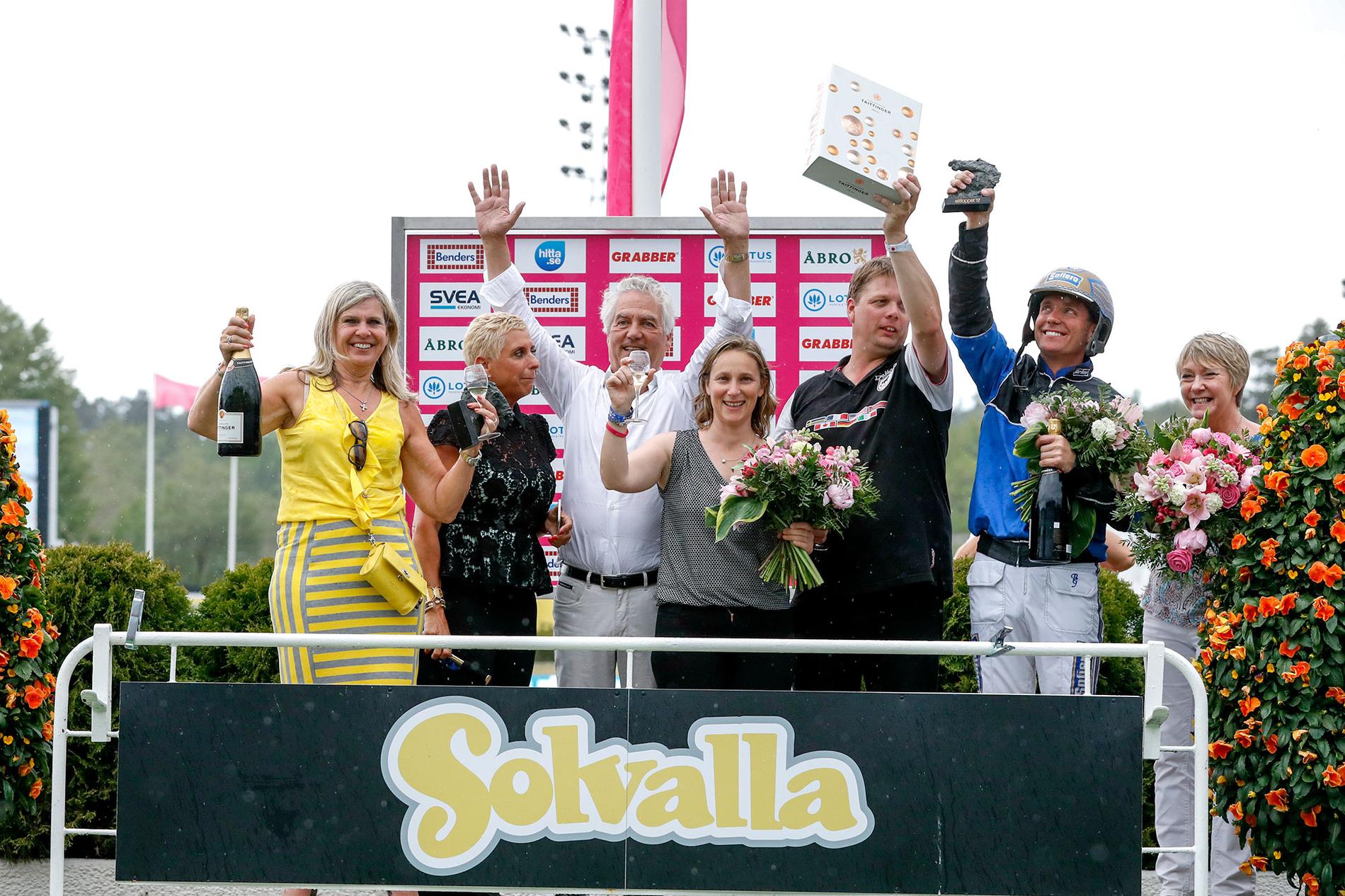 Förra året vann Timoko Elitloppet tillsammans med Björn Goop. Vem vinner i år? I dag släpps restaurangbiljetterna till jättearrangemanget på Solvalla.