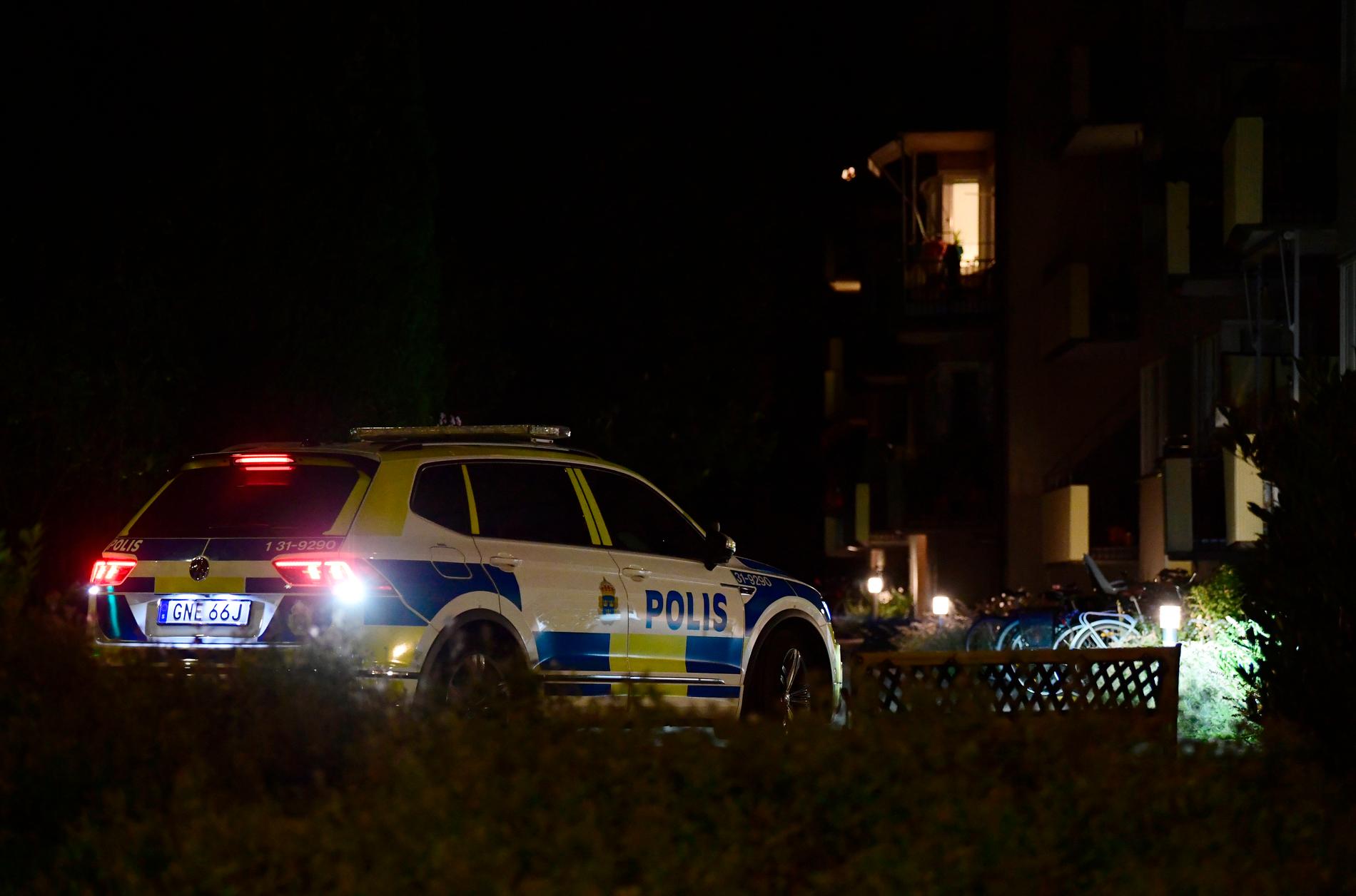 Stor polisinsats på Lidingö. 