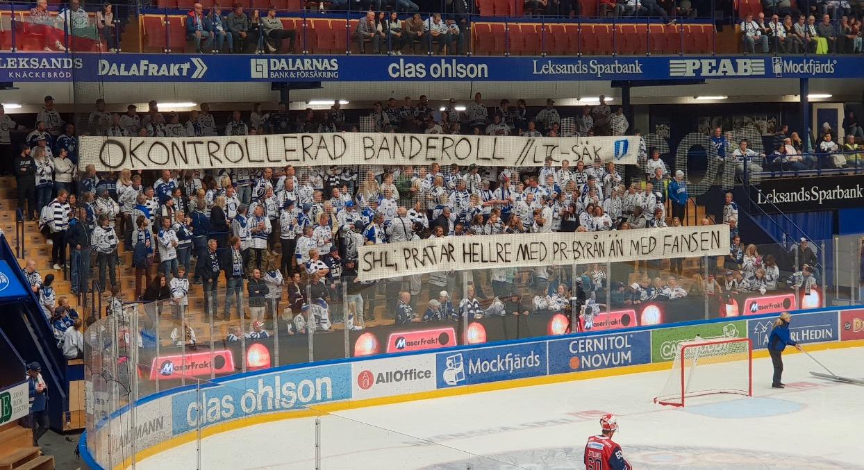 Leksand protesterade under onsdagens match i Hockeyallsvenskan. På torsdag väntas flera SHL-lags klackar att protestera mot SHL.