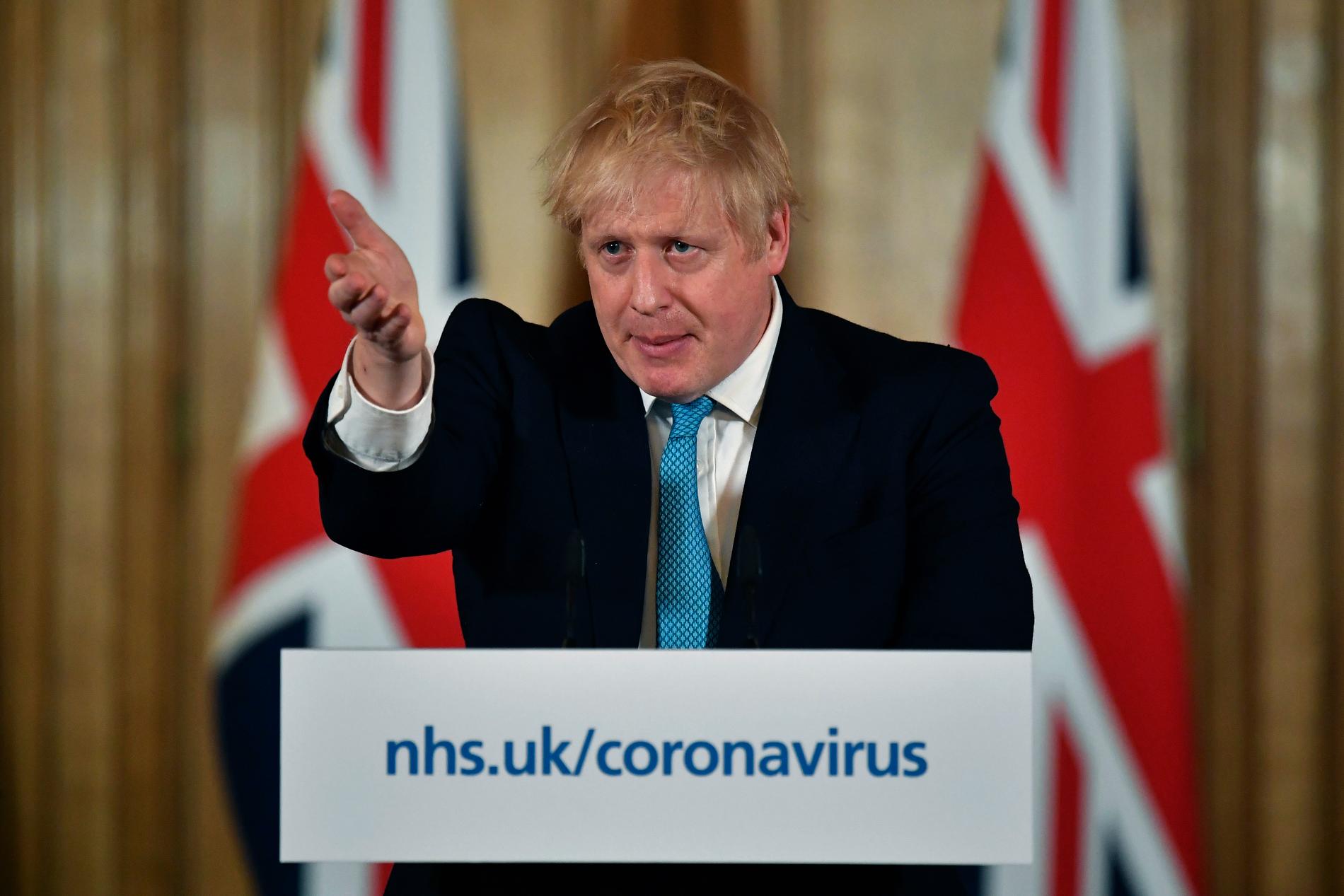 Storbritanniens premiärminister Boris Johnson vill tro att coronavirusets spridning kan ha minskats om tolv veckor.