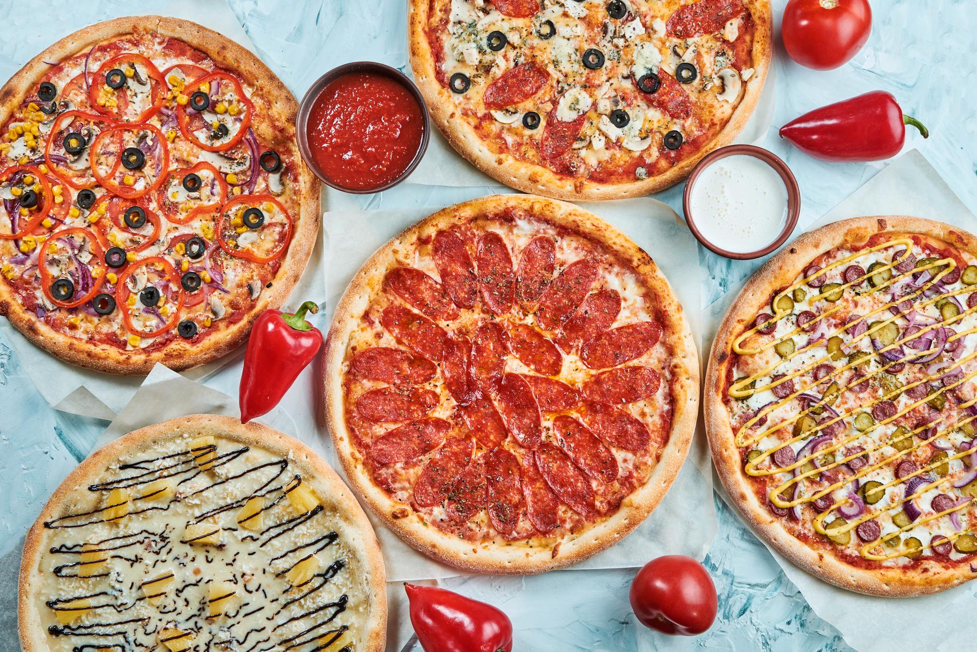 Ingen dag på året äts det så mycket pizzor på som under nyårsdagen.