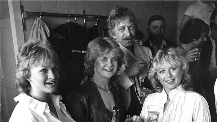 Mats Rådberg med (fr v) Ingela Hansson, Elisabeth Andreassen och Kikki Danielsson 1982.