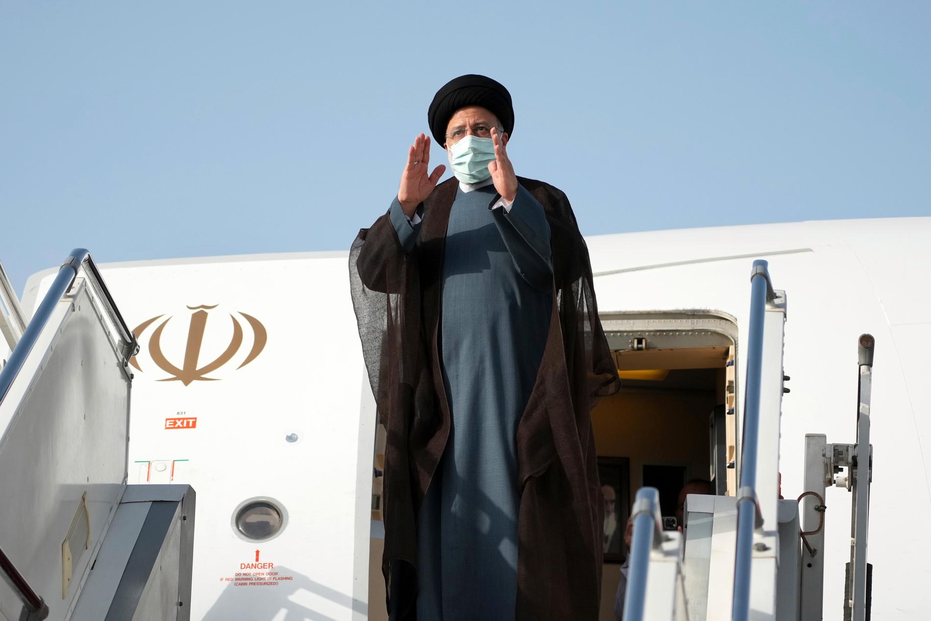 Irans president Ebrahim Raisi gjorde uttalandet på flygplatsen i Teheran.