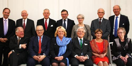 67-åriga pensionären Margareta Winberg från Sundbyberg, bjöds till middagen inför miljökonferensen. På bilden sitter hon längst fram till höger.