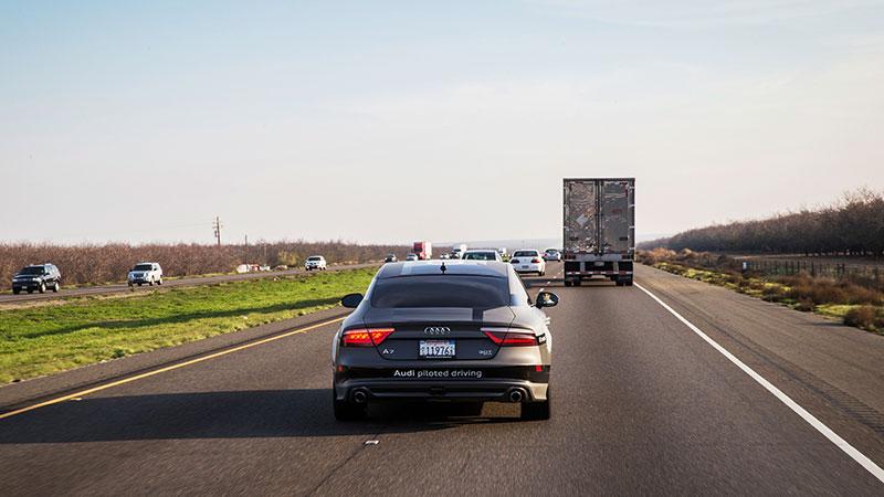 I januari lät Audi en självkörande A7 köra hela 90 mil från Kalifornien till Nevada.