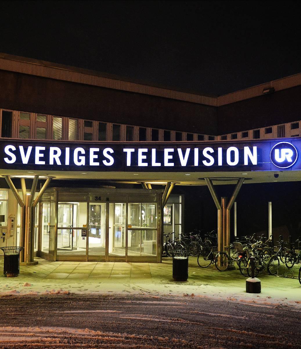 Kränkte SVT-profilen 35-åringen, har hatat och hånat SVT:s programledare Sannah Salameh i en Flashbacktråd med över 400 inlägg. I dag ångrar han sig djupt och vill be henne om ursäkt via Aftonbladet.
