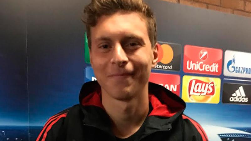 Sportbladet träffade en nöjd Victor Nilsson Lindelöf efter debuten.