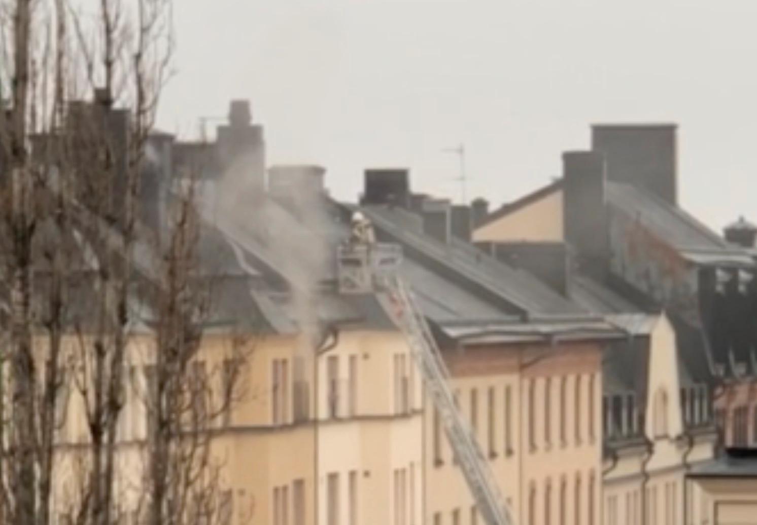 Brand i lägenhet på Södermalm i Stockholm.