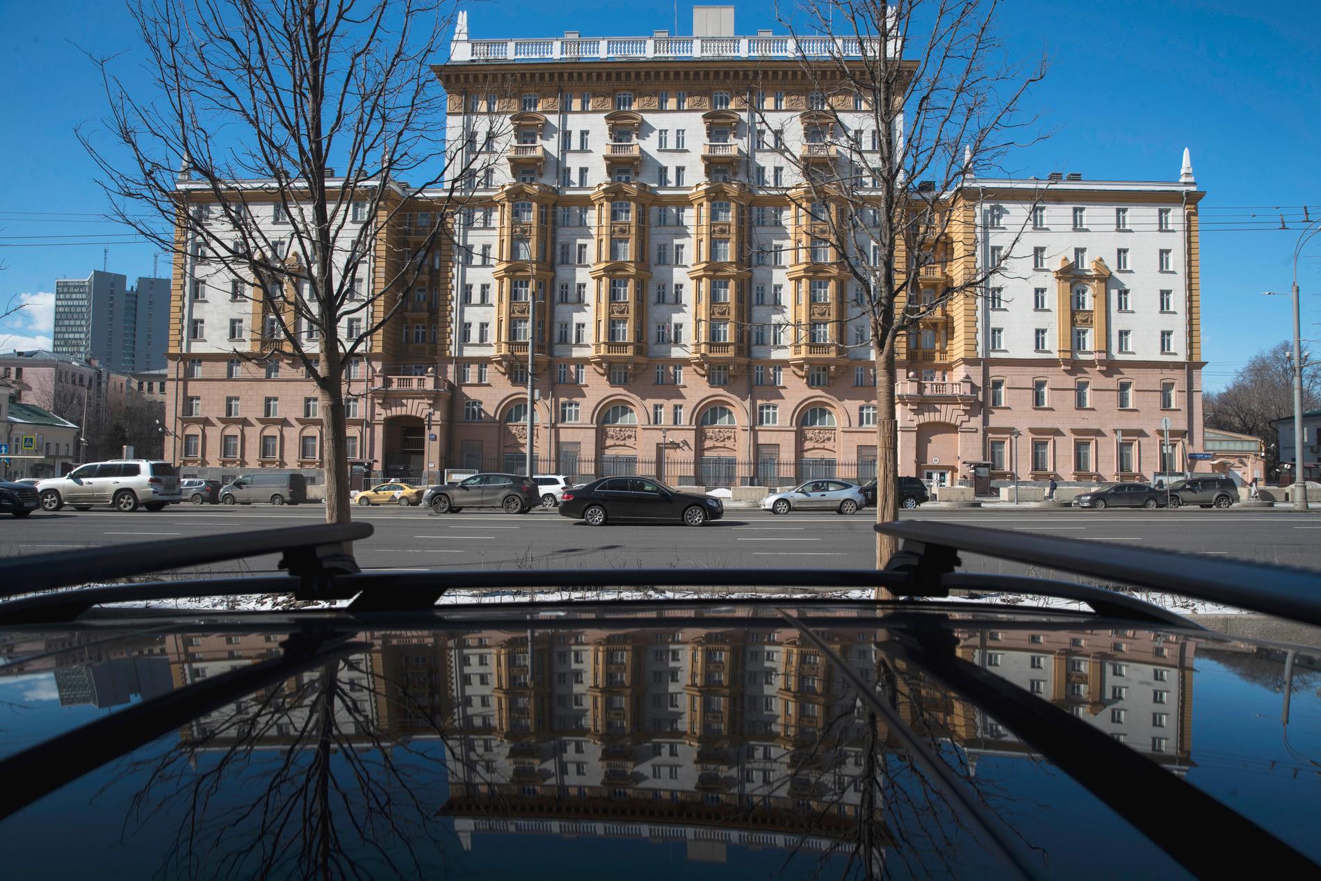 Den amerikanska ambassaden i Rysslands huvudstad Moskva. Arkivbild.