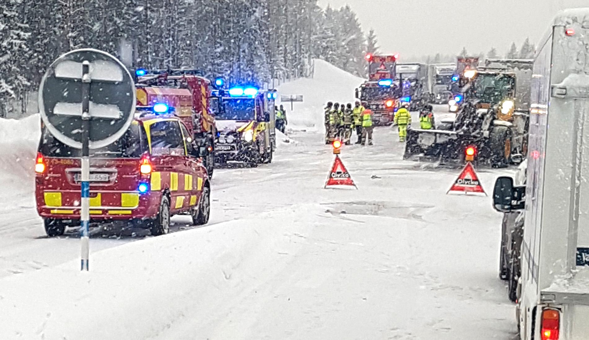 Allvarlig olycka på E4 utanför Härnösand.