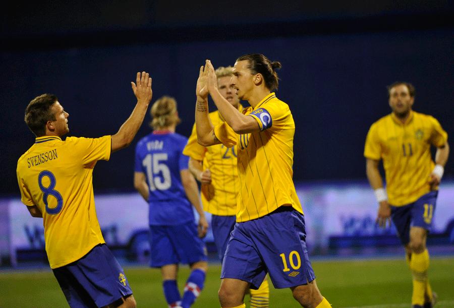 Sverige tog sig till EM via en klassisk 3–2 seger mot Holland – utan Zlatan. Men i en träningsmatch mot Kroatien i februari 2012 bevisade ”Ibra” varför hans plats i landslaget är given. Han låg bakom ALLT i 3–1-segern.