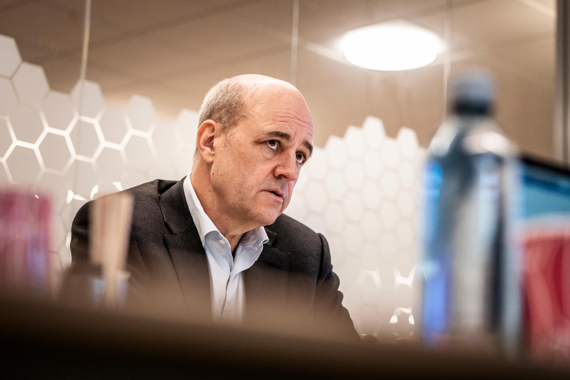Gå inte på det där, sa Fredrik Reinfeldt i Aktuellt i tisdags, när lade fram populisternas logikkedja. 