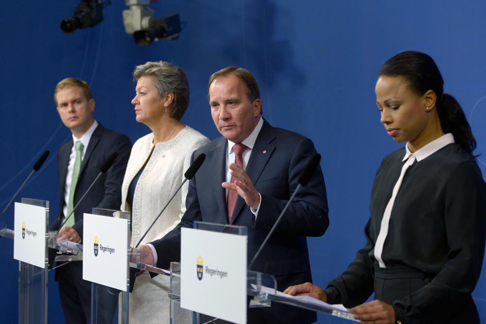 Stefan Löfen (S) höll i regeringens presskonferens på Rosenbad i Stockholm.