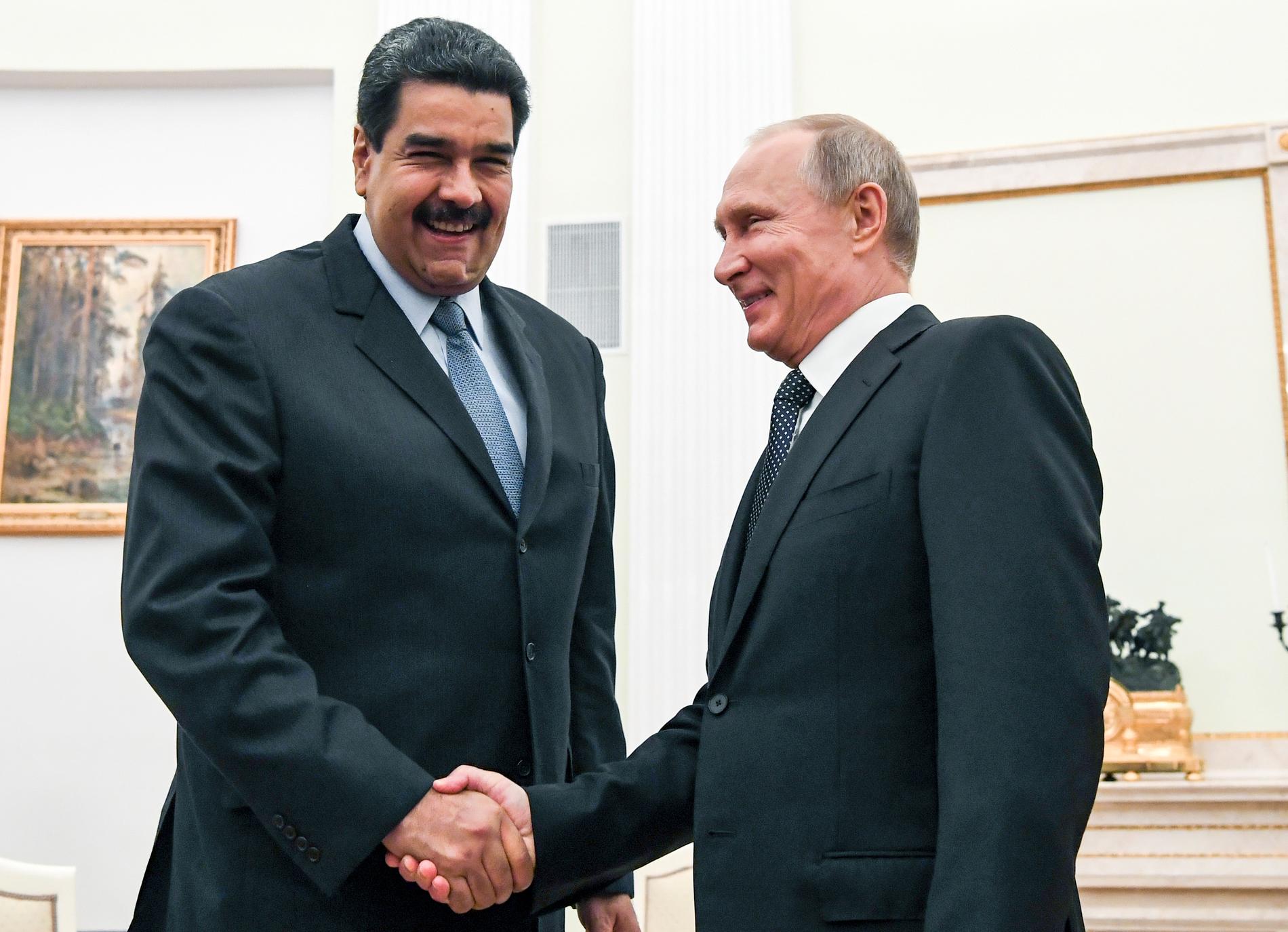 Nicolás Maduro och Vladimir Putin, här vid ett möte i Moskva 2017. Arkivbild.