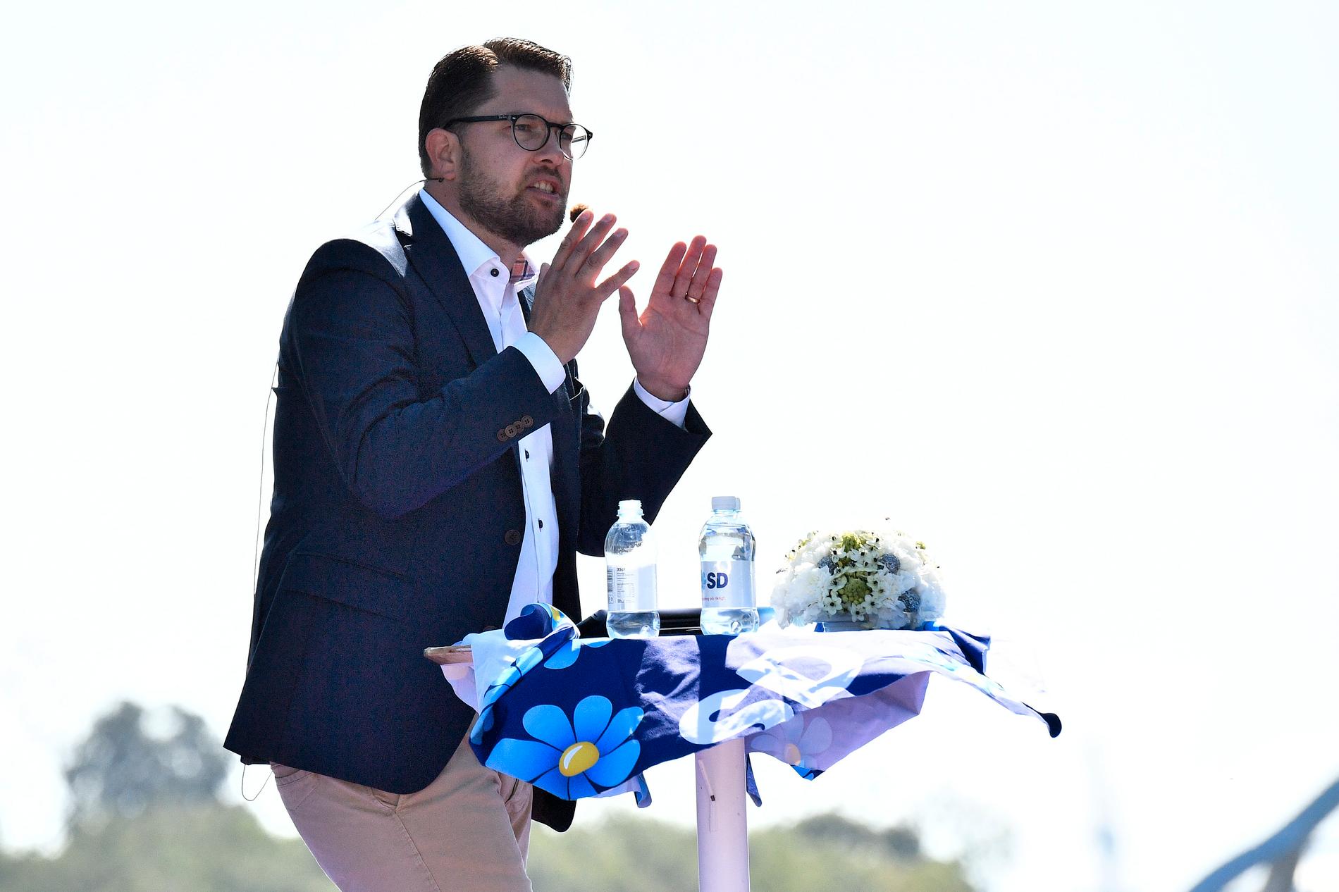 Sverigedemokraternas partiledare Jimmie Åkesson talar under partiets sommarfestival i Sölvesborg.