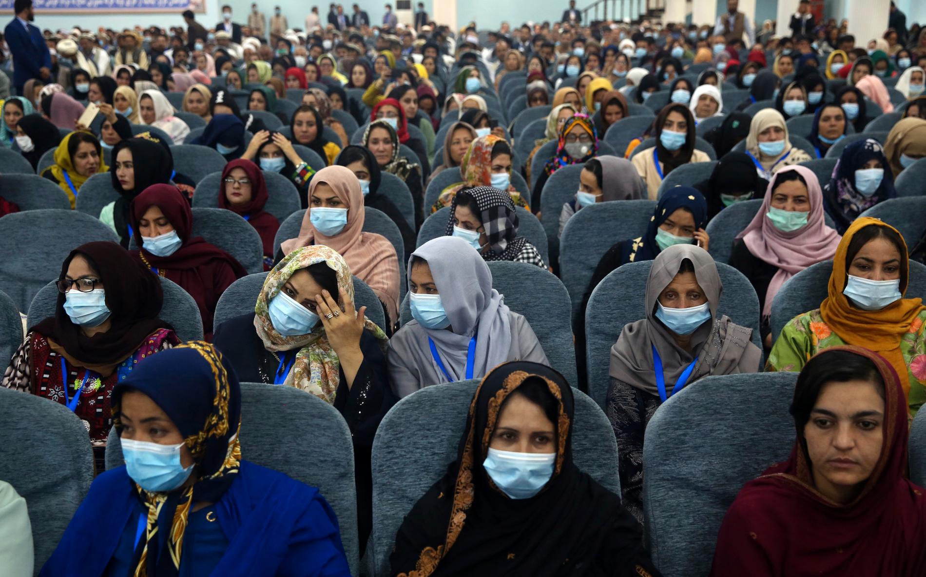 Deltagare vid stormötet som började i fredags i Kabul, Afghanistan.