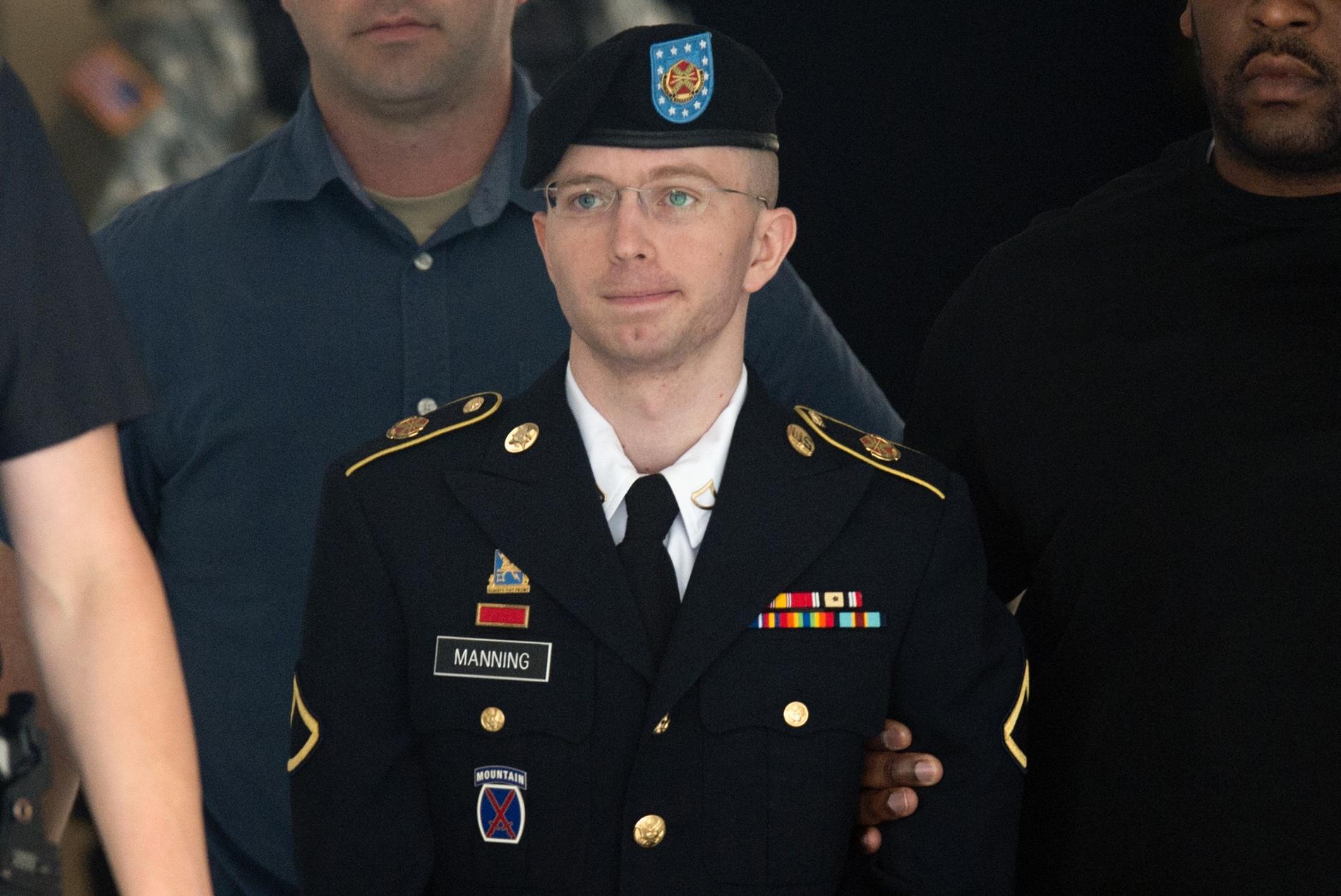 Chelsea Manning, den tidigare soldaten läckte hemliga dokument till Wikileaks. Nu får hon sitt straff förkortat av Barack Obama.