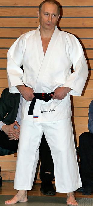 Putin är judomästare och har svart bälte.